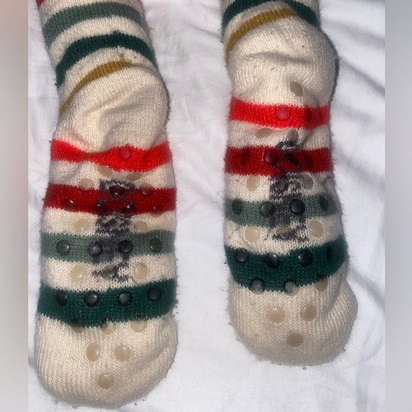 Mickey & Minnie Mouse Holiday Socks - Picture 4 of 4